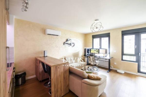 Slika 5 - Vojvode Dobrnjca, Jednoiposoban stan na prodaju, 40m2, 249.000€
